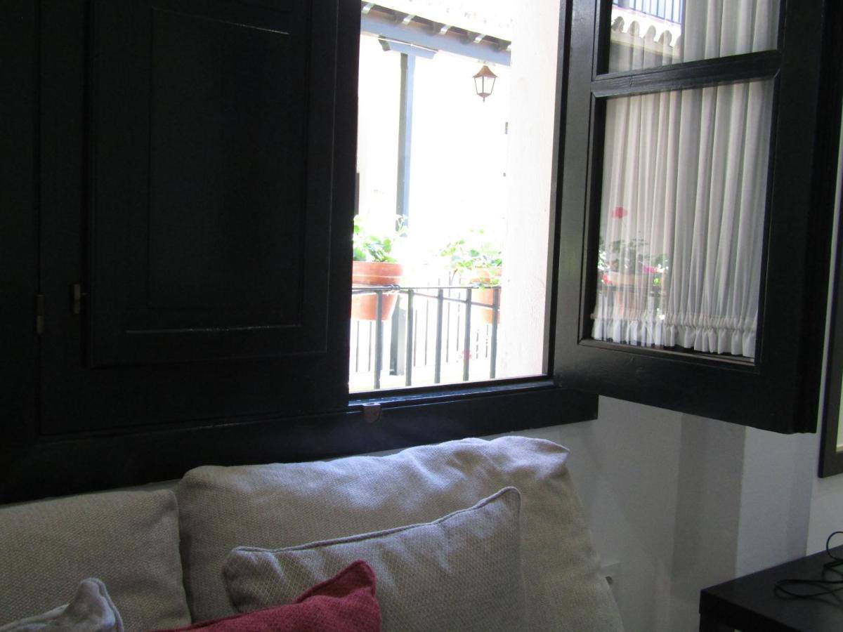 Apartamento Alameda Appartamento Siviglia Esterno foto